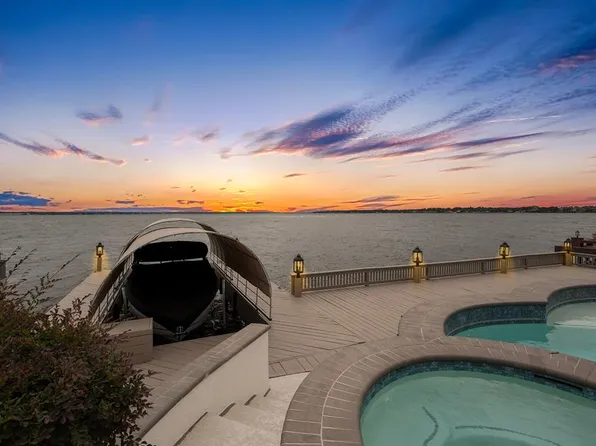 313 Promenade St S, Montgomery, TX 77356