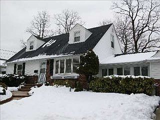 1st image of 188 Farnum Blvd