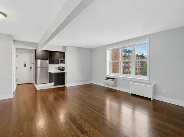 20-12 Seagirt Blvd #2A, Far Rockaway, NY 11691