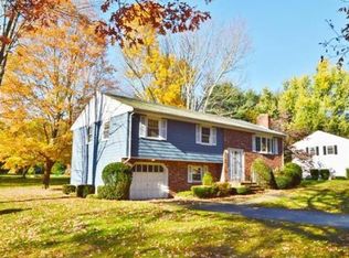 12 Short St, Franklin, MA 02038