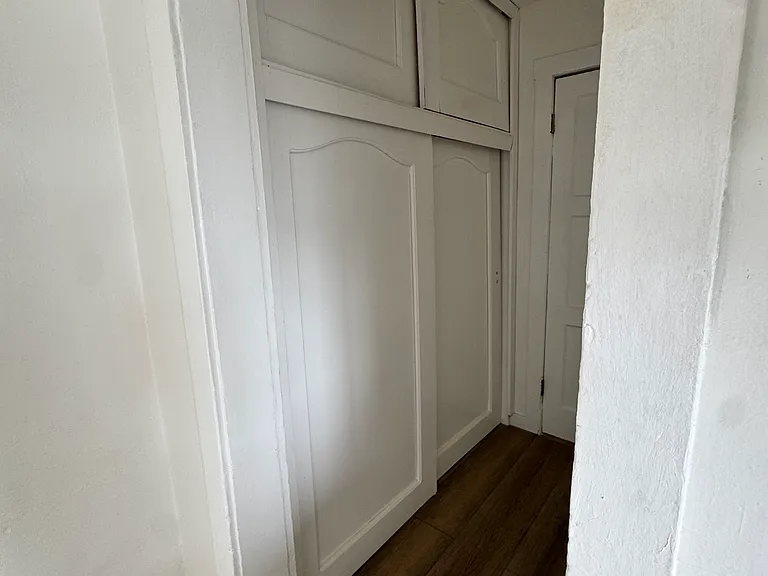 3167 E Cesar E Chavez Ave — Photo 8