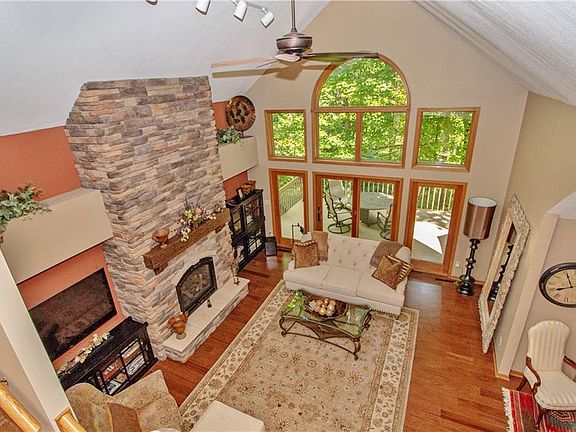 5th image of 4931 Summer Wind Dr
