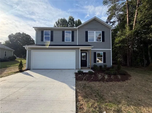 343 Frank Cherry St, Eden, NC 27288