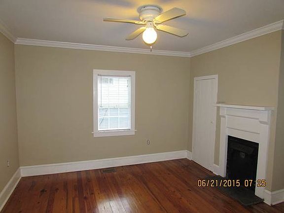 Heart of Pine Floors / Beadboard