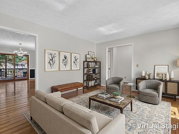 5th image of 1126 Woodleigh Ct