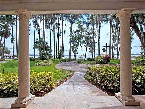2nd image of 3099 Lakeshore Dr
