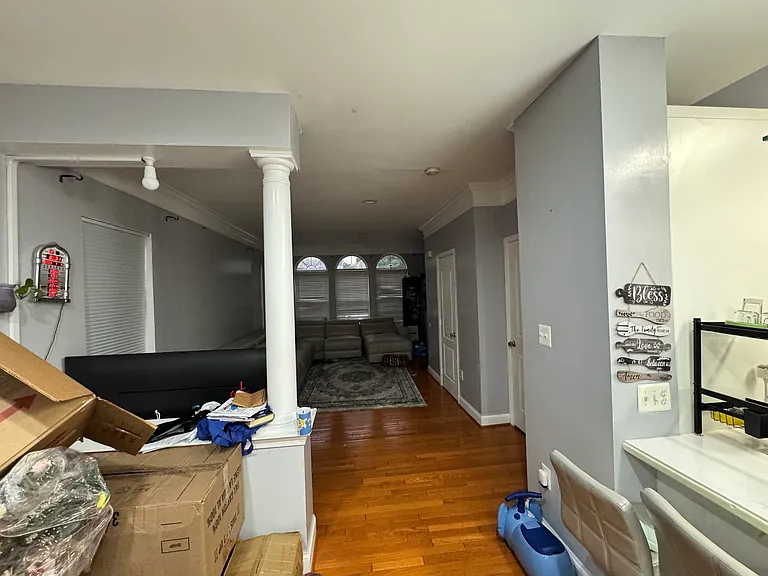16781 Sweeney Ln — Photo 5