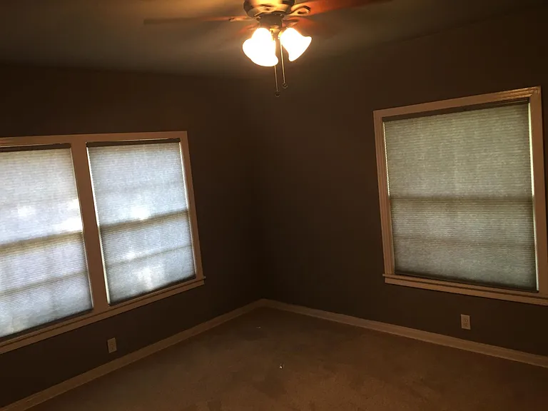 302 Baker Dr — Photo 9