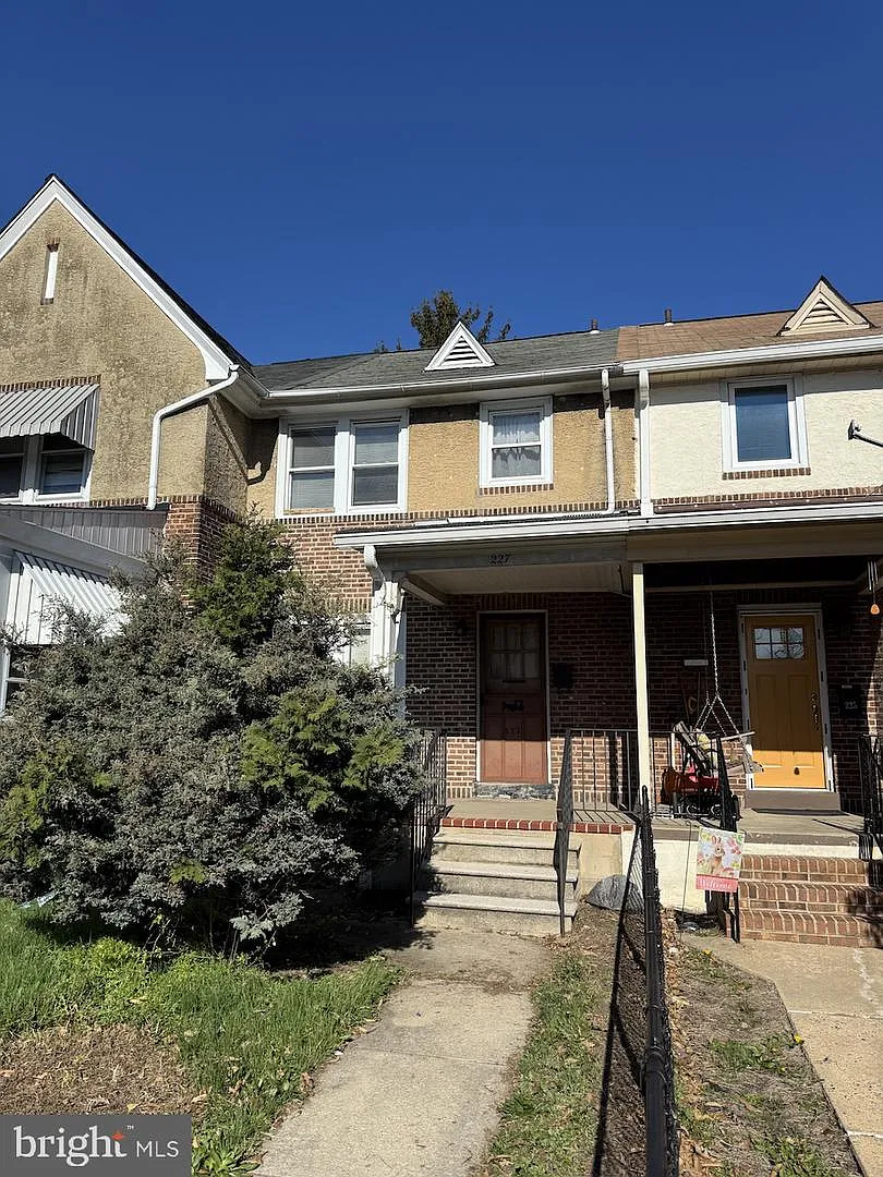 227 S Union St photo 1