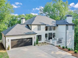 2929 Thompson Mill Rd, Gainesville, GA 30506