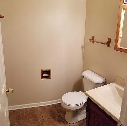 4th image of 1344 Beverly Ln