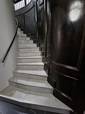 Rented by Bond New York | media 2