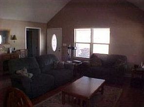 1st image of 600 8th Ave SW