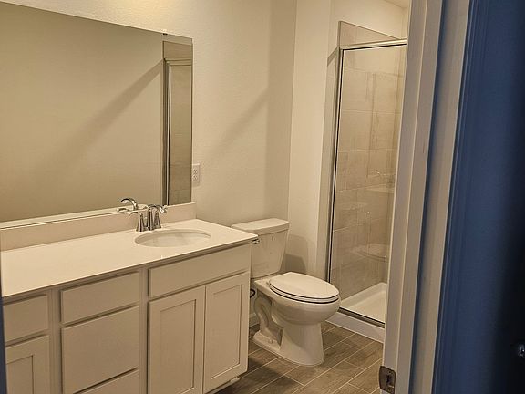 2nd image of 3963 Silver Oak Ln