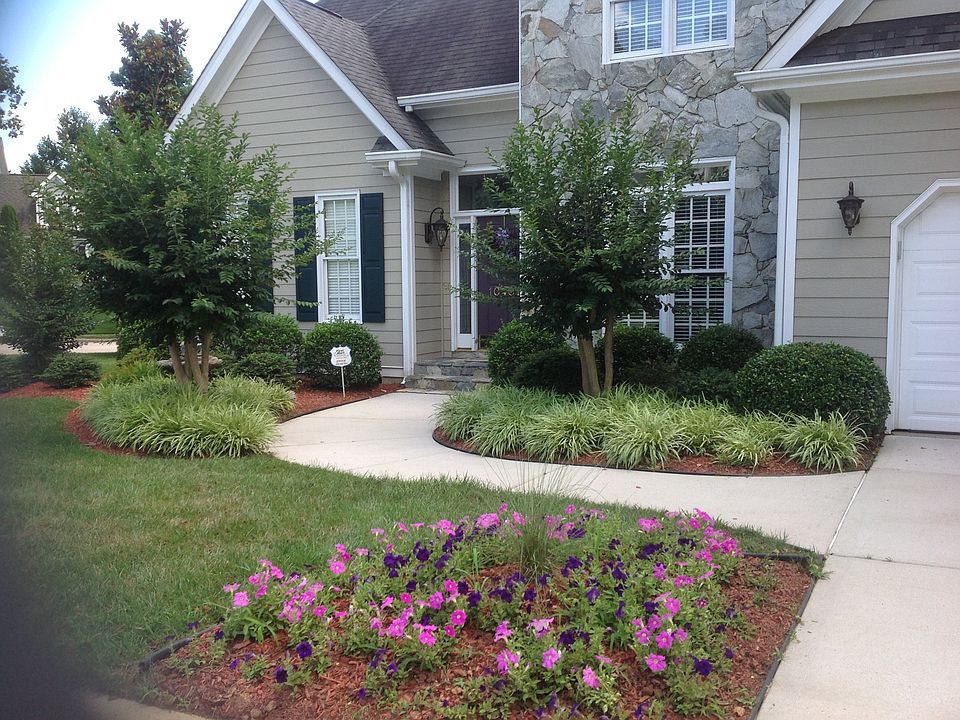 2nd image of 10401 Crisp Dr