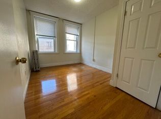 165 Hemenway St APT 13, Boston, MA 02115