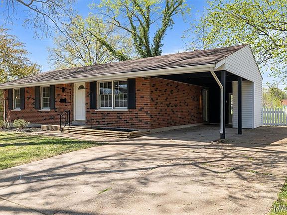 2nd image of 7333 Gerardini Dr