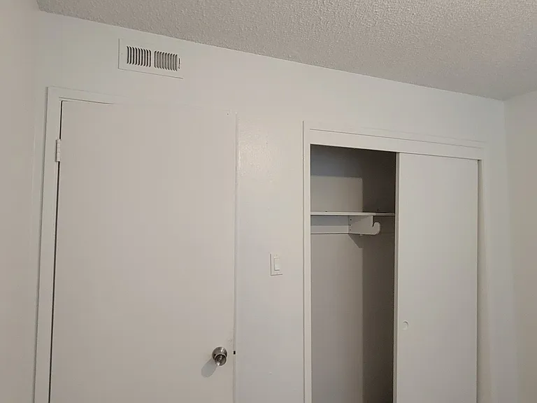 244 Paragon Ave — Photo 7