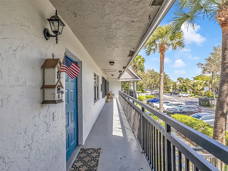 3014 SW 21st Ter #352C — Photo 3