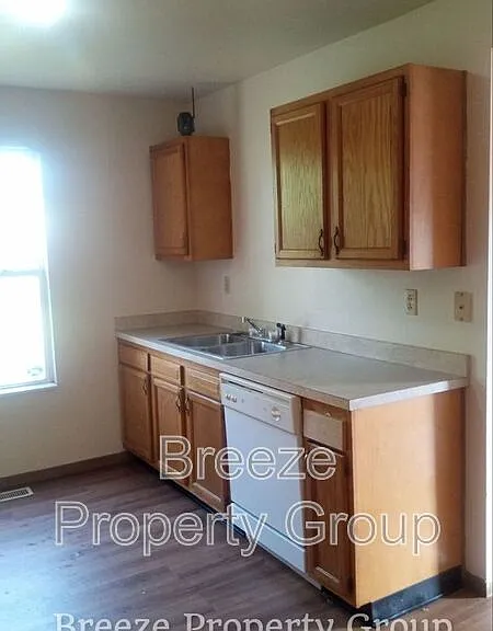 914 E Bancroft St — Photo 6