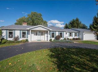 10958 Stage Rd, Clarence, NY 14031