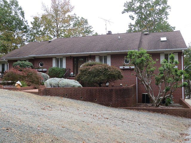 1st image of 79 Anchor Dr