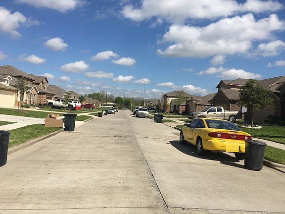 4th image of 3522 Sunny Dr