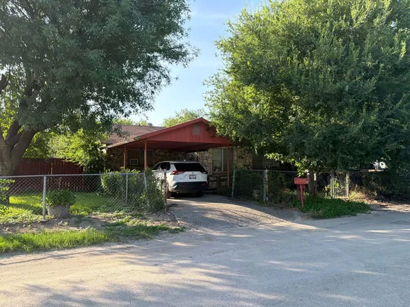 512 E Bean St, Del Rio, TX 78840