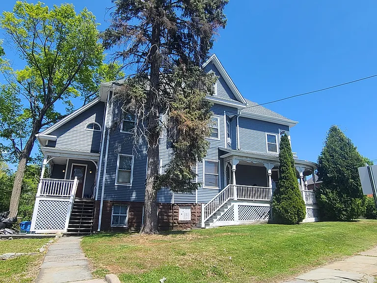 71 Vine St — Photo 29
