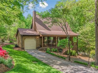 110 Normandy Ave, Boonville, NC 27011