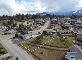Cresthaven, Port Angeles, WA 98362