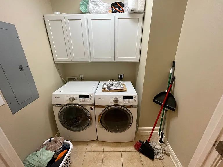 34 Woodbury Ln — Photo 22