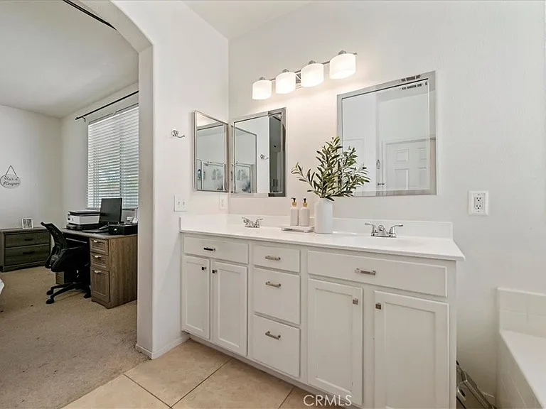 7232 Riley Dr — Photo 31