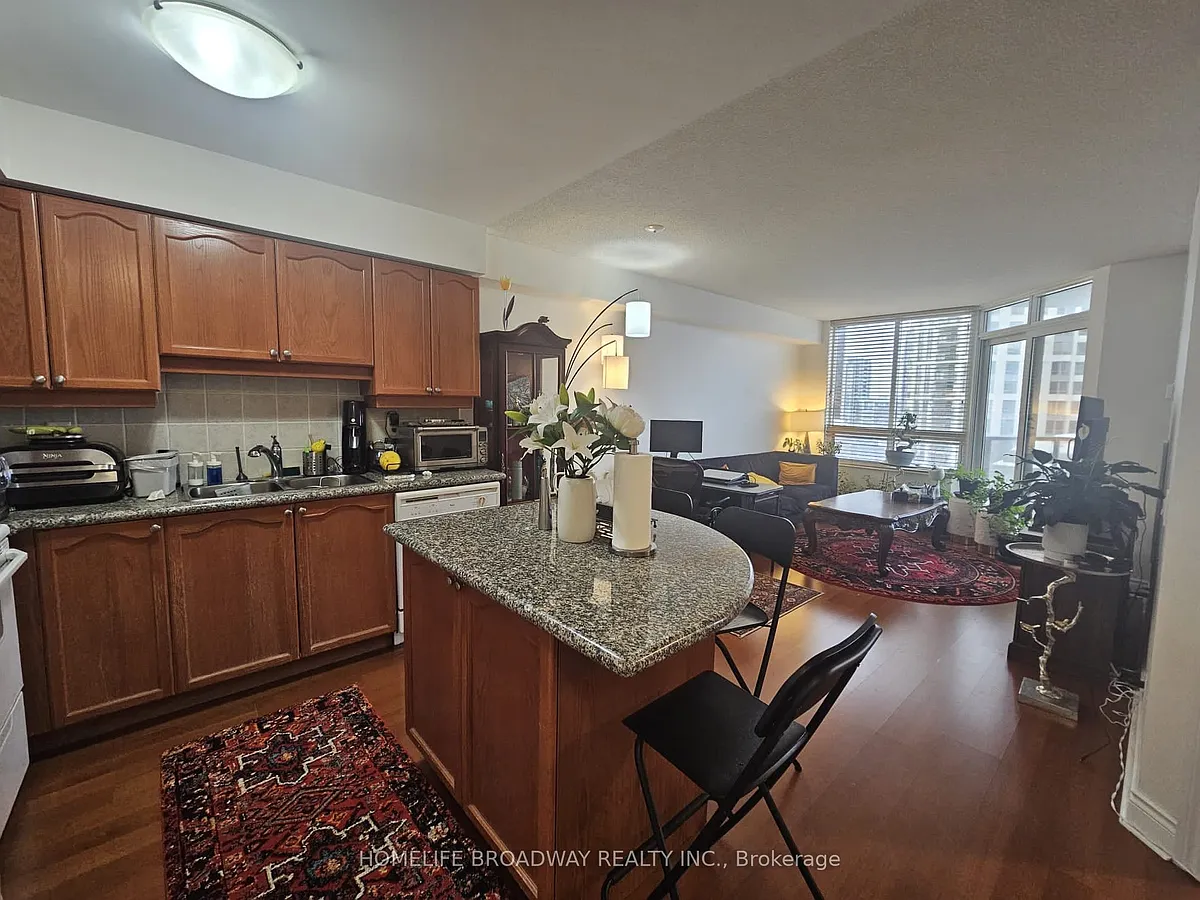Building Photo - 78 Harrison Garden Blvd #606