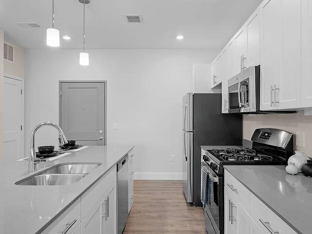 Harmony Lake Apartment Homes — Photo 1