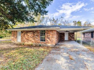 728 Cecile Blvd, Breaux Bridge, LA 70517