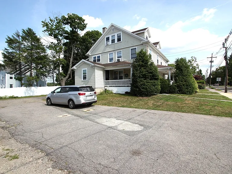 98 Plain St #C — Photo 18