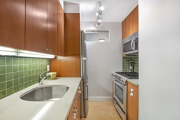 Sold by Compass | media 5