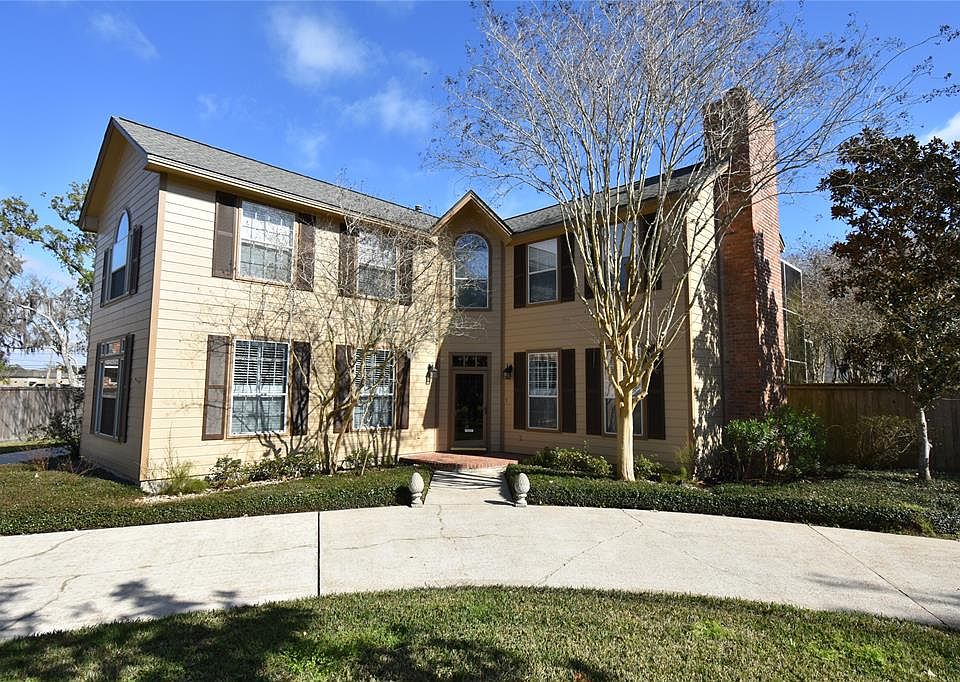 1st image of 53 Oak Hollow Cir