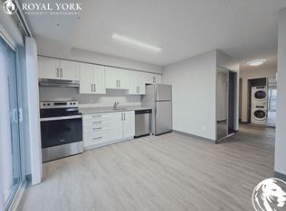 595 Strasburg Rd #606, Kitchener, ON N2E4J1