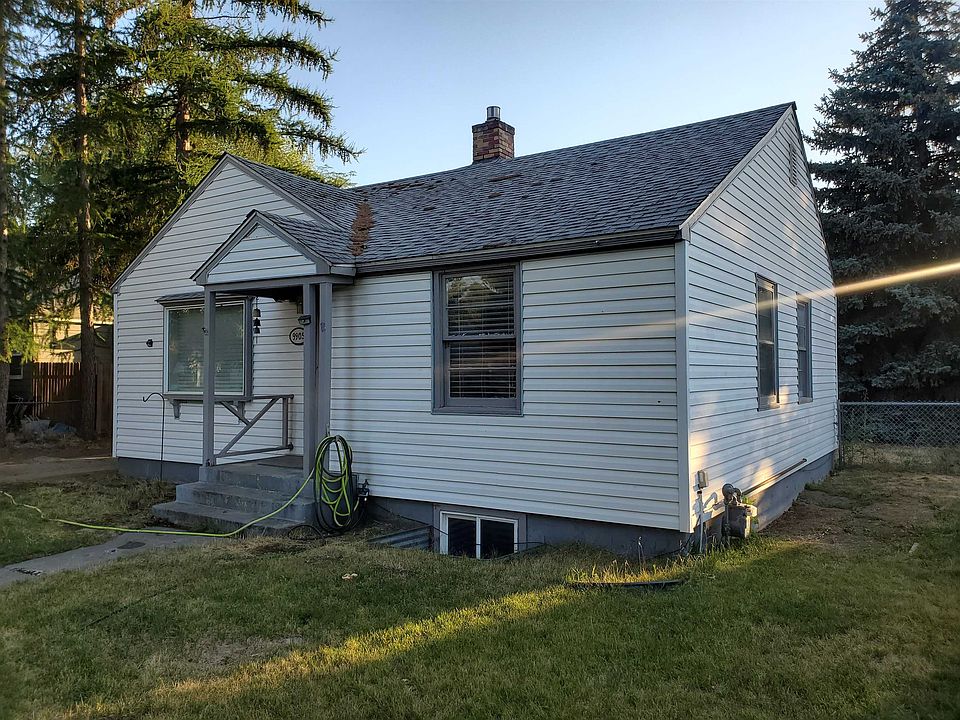2nd image of 9905 N Whittier St