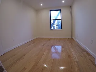 Rented by Uptown Flats LLC