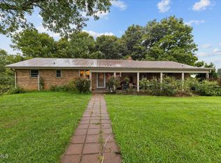 595 Greystone Rd, Greeneville, TN 37743