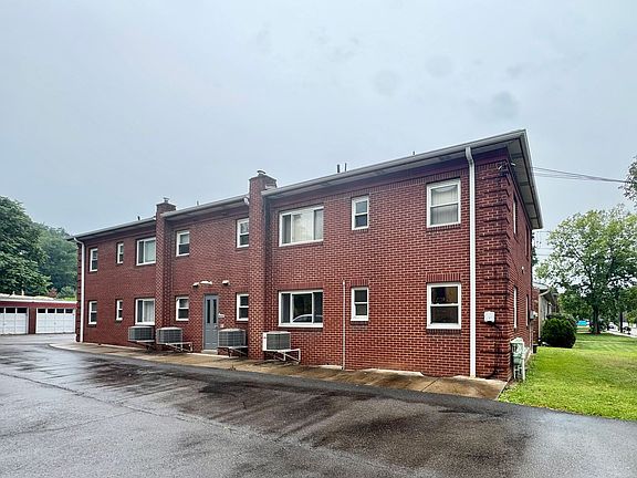 3rd image of 111 W Steuben St APT 2