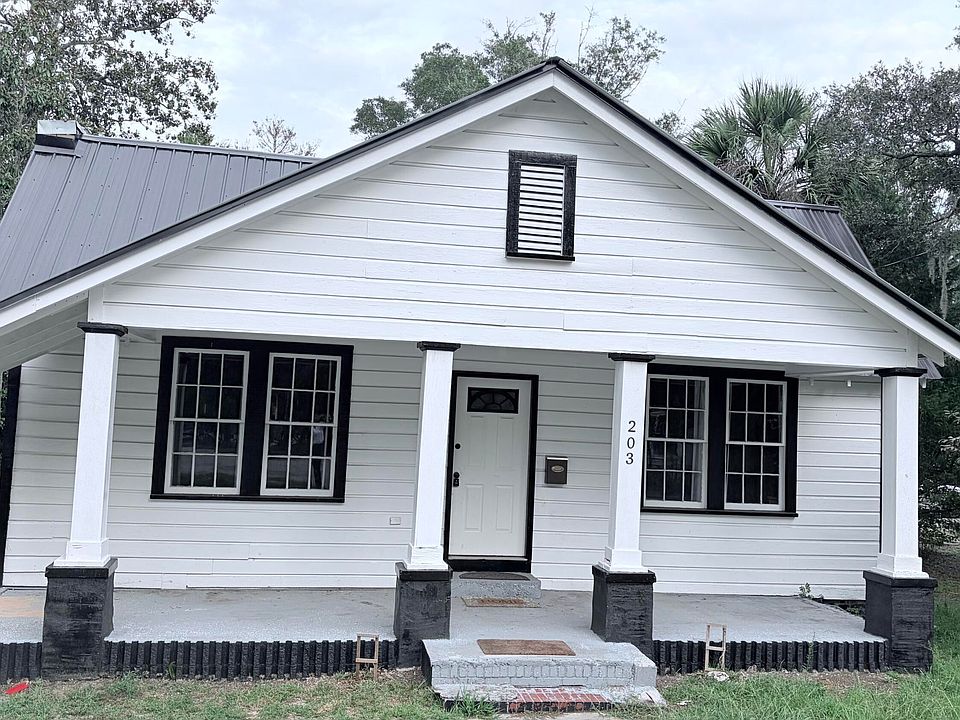1st image of 203 Padgett Loop