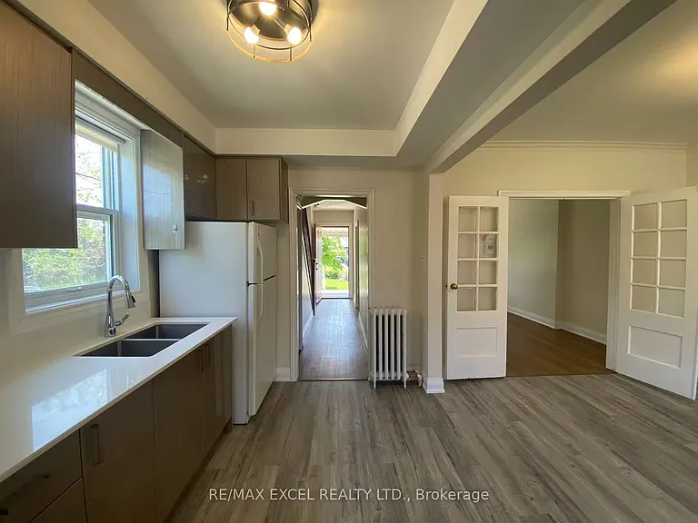 443 Vaughan Rd — Photo 14