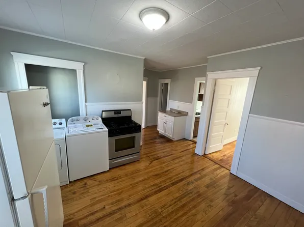 (undisclosed Address), Worcester, MA 01604