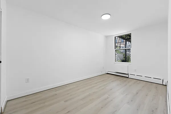 Rented by Century 21 Milestone Realty | media 18