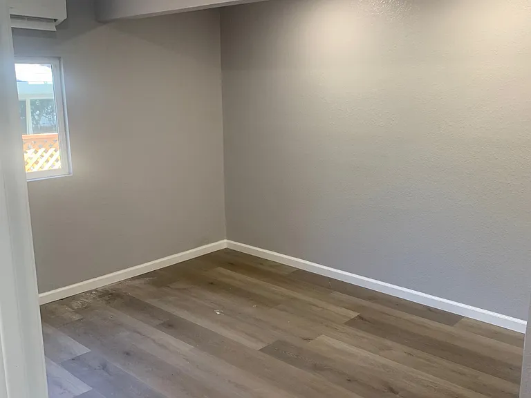 5331 Elsinore Way — Photo 14