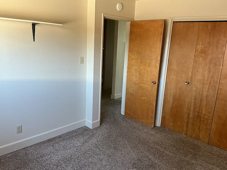 21189 American Ave — Photo 11